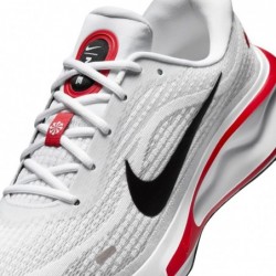 Chaussures de course sur route Nike Journey Run pour homme (FN0228-103, blanc/rouge feu/gris ciment/noir)