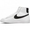 Baskets Nike pour femmes, blanc et noir