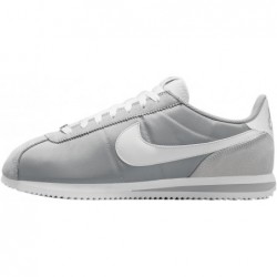 Chaussures Nike Cortez...