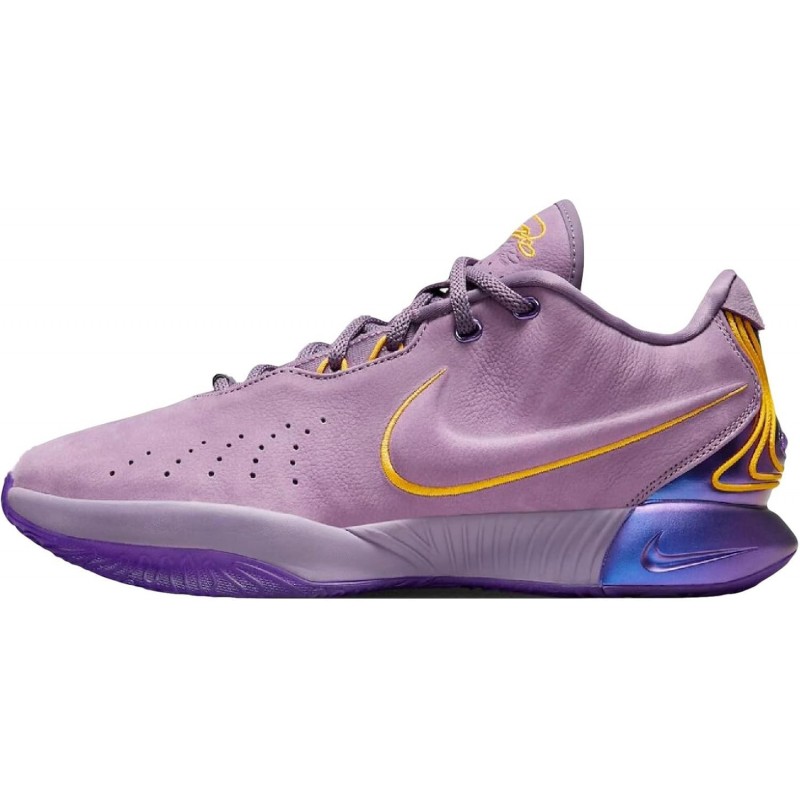 Chaussures Nike LeBron XXI pour hommes