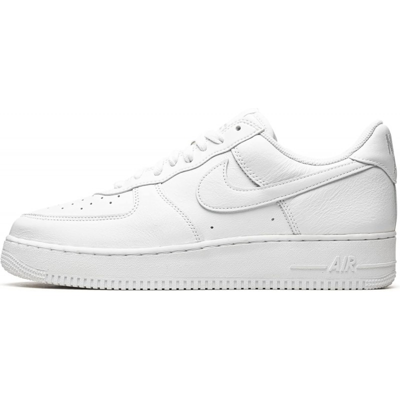 Chaussures de basket-ball Nike Air Force 1'07 pour hommes